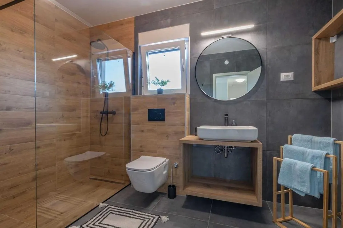 Villa Rovena, A Modern And Luxurious Istrian Villa Juršići Ferienhaus