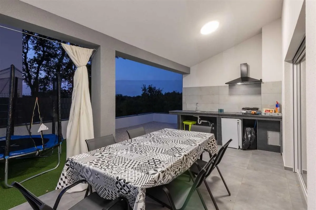 Villa Rovena, A Modern And Luxurious Istrian Villa Juršići