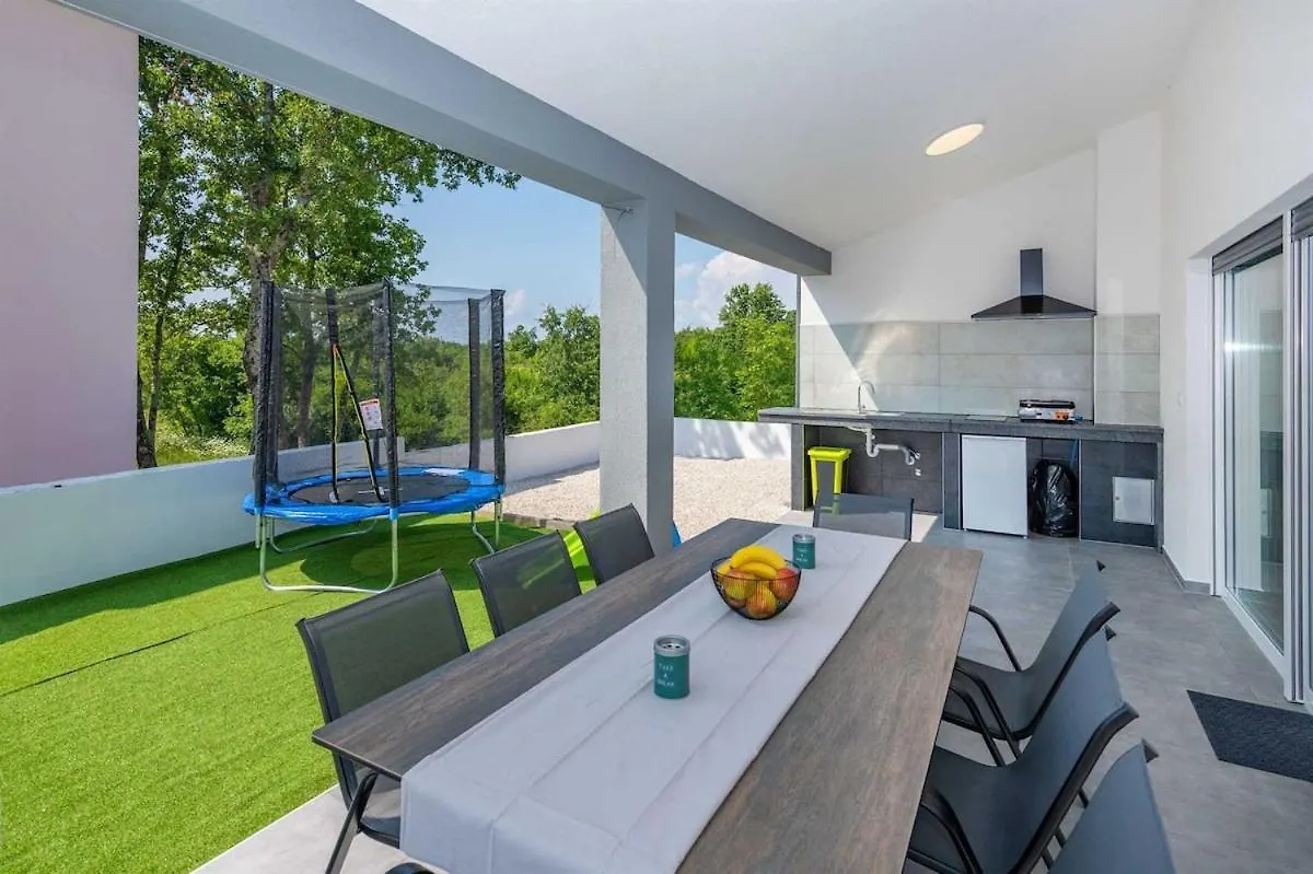 Villa Rovena, A Modern And Luxurious Istrian Villa Juršići Ferienhaus