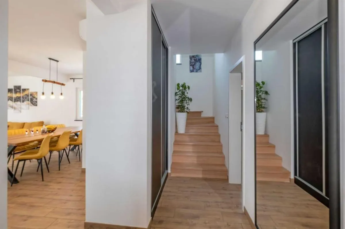 Ferienhaus Villa Rovena, A Modern And Luxurious Istrian Villa Juršići
